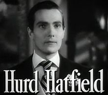 Hurd_Hatfield_in_The_Picture_of_Dorian_Gray_trailer